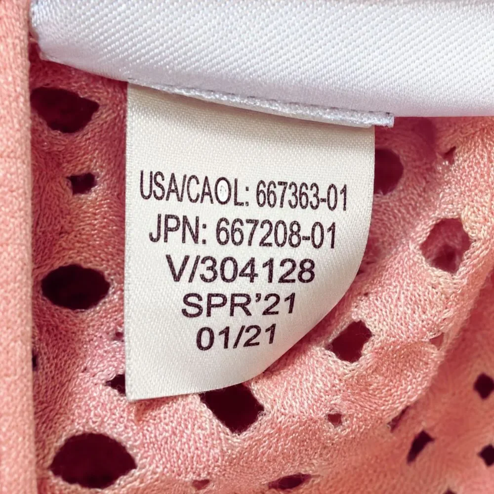 Banana Republic Eyelet Lace Blouse Medium Coral Pink Boho Ruffle Puff Sleeve